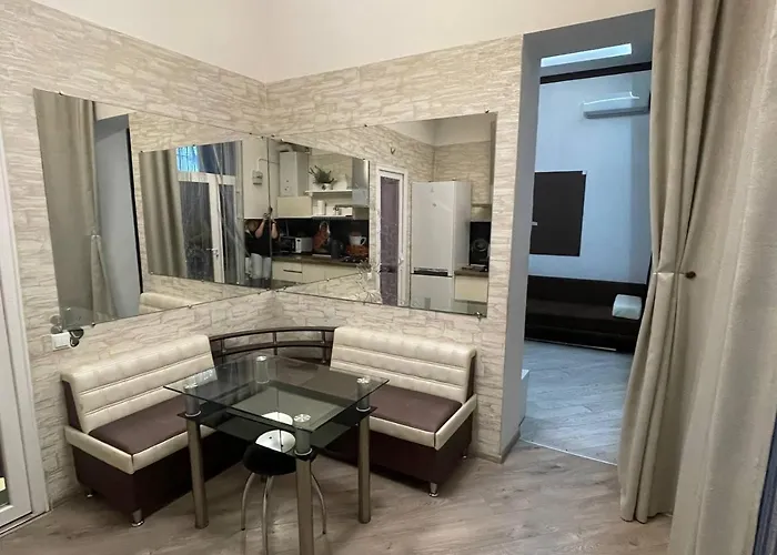 возле пляжа ланжерон Apartment